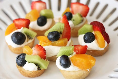 Mini Deep Dish Fruit Pizzas