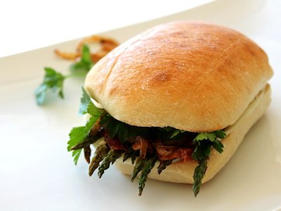 Zesty Grilled Asparagus Sandwich